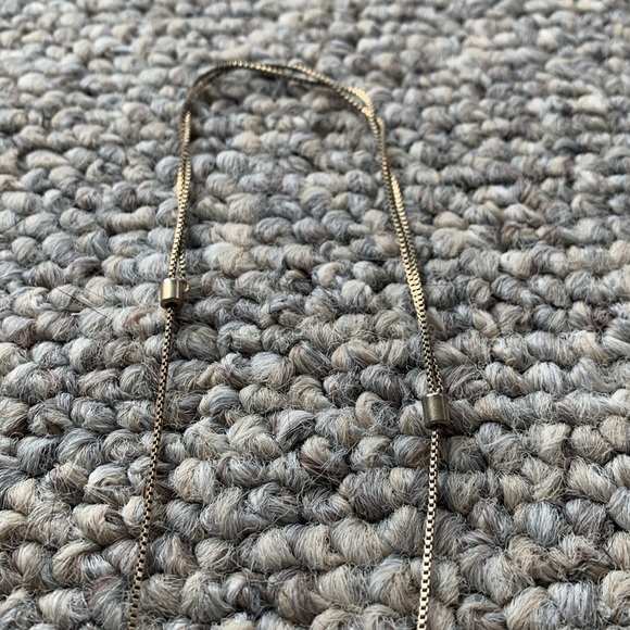 Adjustable mixed metal necklace - Picture 4 of 4